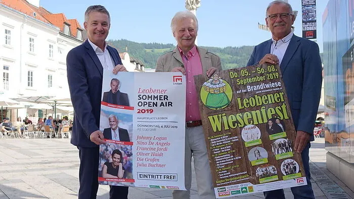 Gerhard Samberger, Franz Brandl und Maximilian Jäger präsentieren das Programm vom Sommer Open Air und Wiesenfest 2019