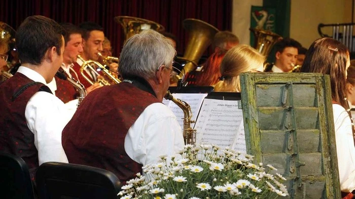 Vom klassischen Marsch über Polka, bis zu modernen Klängen reichte der musikalische Klangbogen...