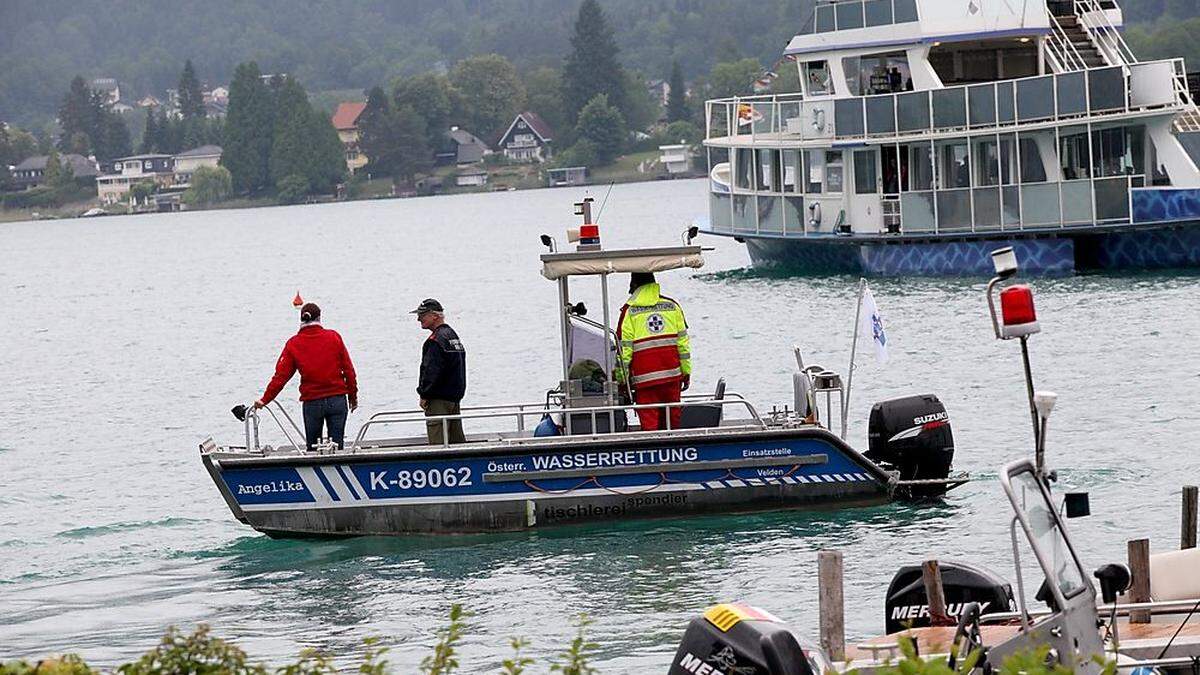 Die Wasserrettung musste den getöteten Beifahrer bergen