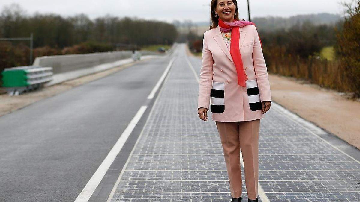 Umweltministerin Segolene Royal eröffnete die Solarstraße