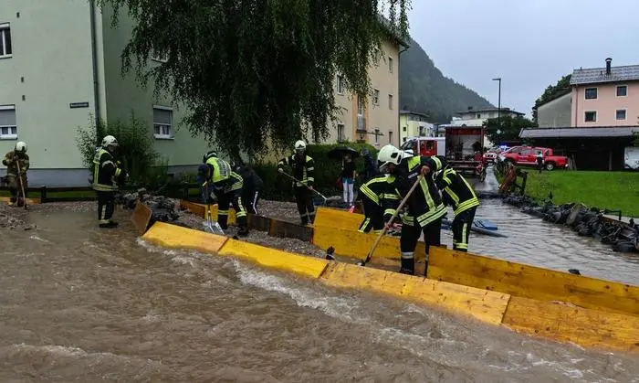 Einsatzkräfte in Kufstein