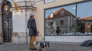 Beim Spaziergang am Mariahilferplatz