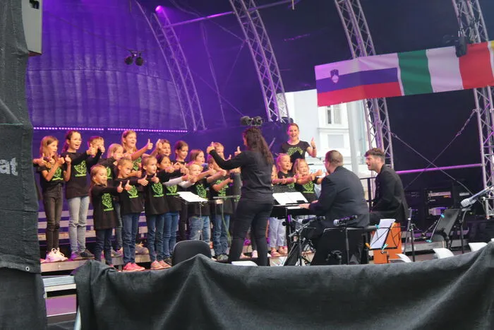 Beginnen durften die Kids vom Bezirks-Jugendchor Völkermarkt.