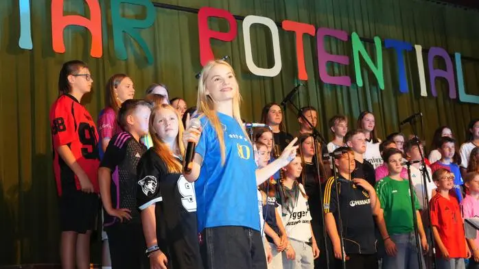 Esther Graf und die Schüler der Musikmittelschule rockten den Kultursaal in Seeboden