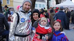 Auf der Faschingsmeile in Voitsberg waren ausgefallene Kostüme gefragt