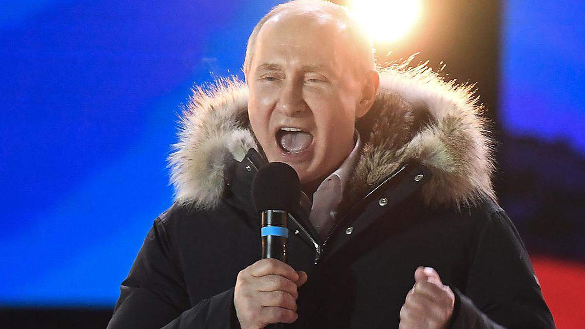 Putin spricht nach dem Wahlsieg vor seinen Anhängern