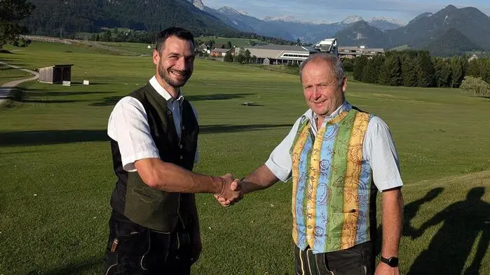 V. l.: Günther Hensle übergab das Präsidentenamt an Franz Pichler