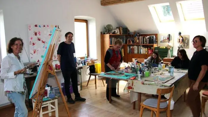 Zu einer Malwerkstatt wandelte sich am vergangenen Wochenende die villahafner, das Kulturzentrum in Maria Lankowitz.