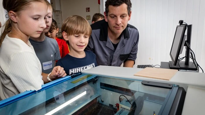 Die Kinder machten erste Erfahrungen mit der Wissenschaft
