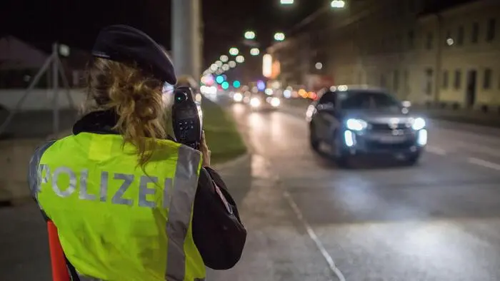 Verkehrskontrolle (Symbolfoto)