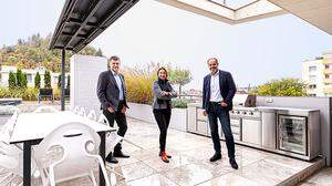 Drei kreative Köpfe, ein Projekt: Martin Pichler, Reinhard Hubmann und Karoline Mihelic zeigen, wie man eine Wohnung ganz einfach in drei getrennte Einheiten verwandeln kann.