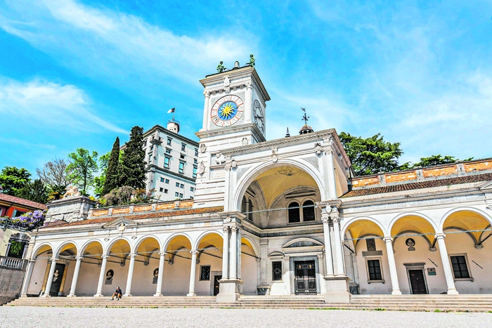 Die Piazza Libertà in Udine ist der älteste Platz der Stadt
