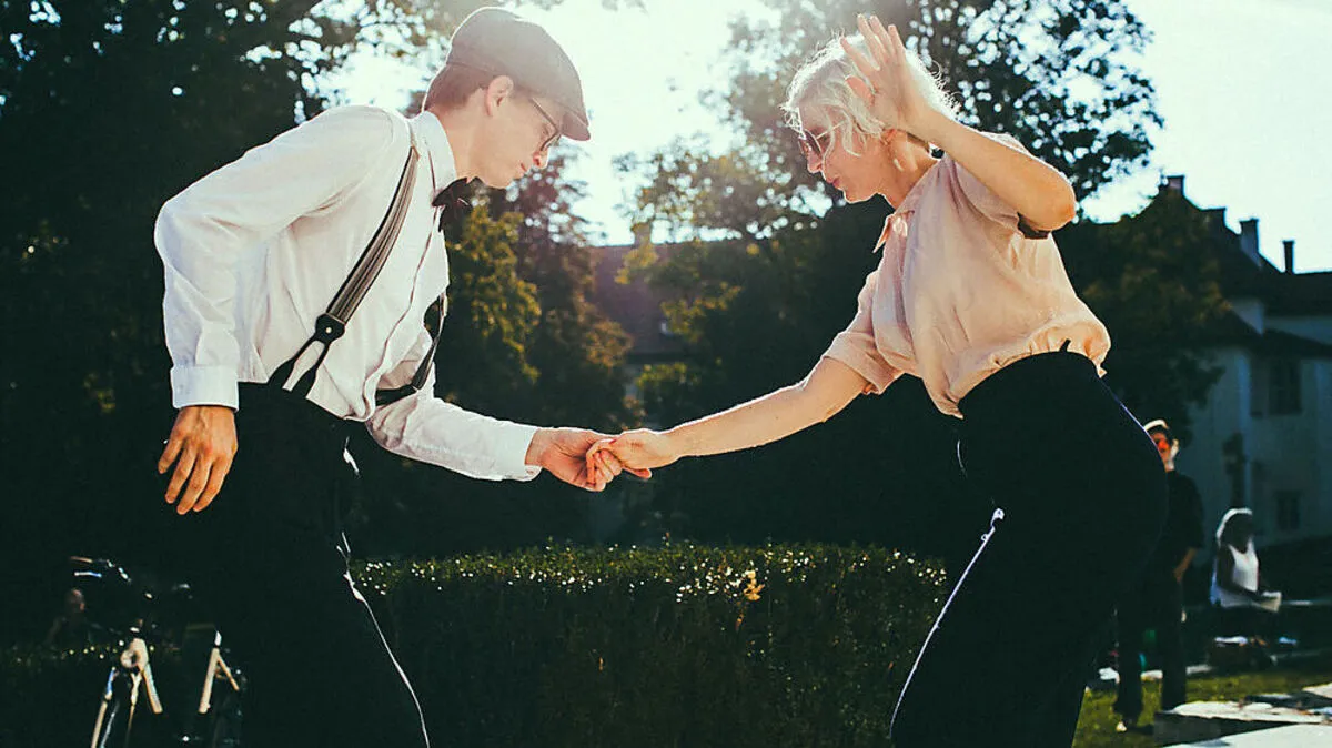 Zwei Workshops zum "Lindy-Hop" werden angeboten