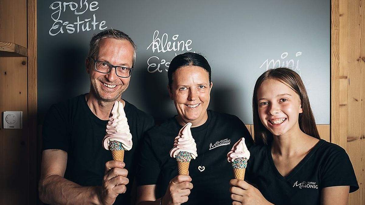 Karl, Monika und Stefanie Millonig freuen sich auf die Eissaison
