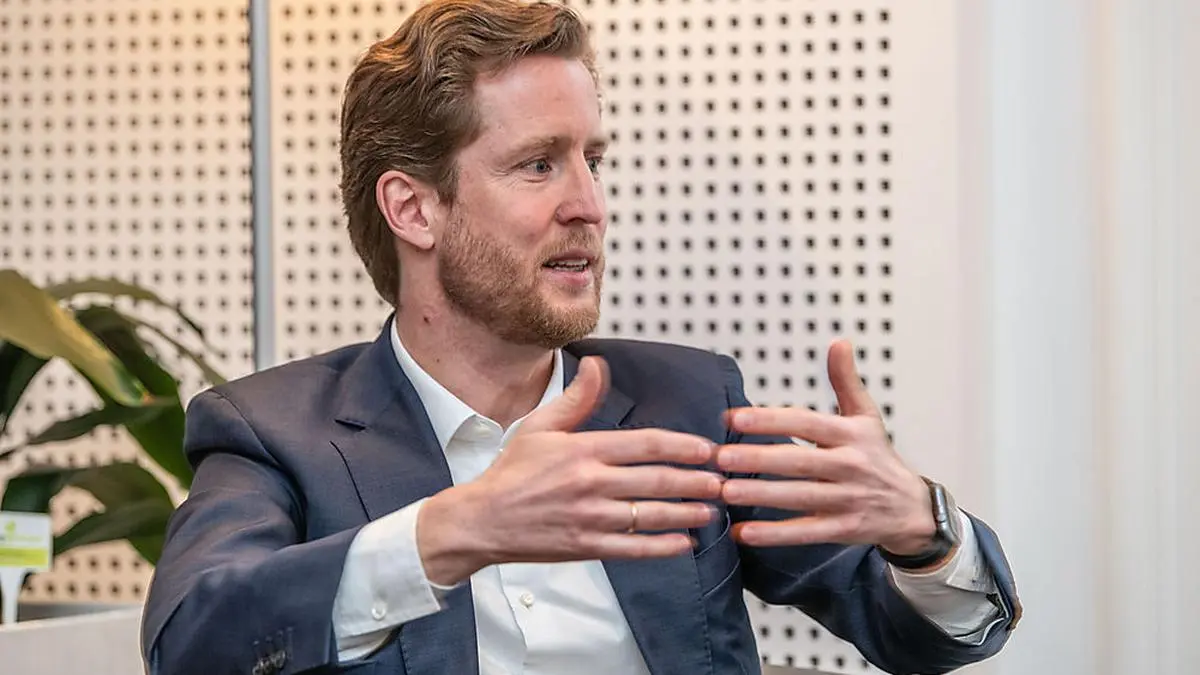 Salon, Alex Hoensbroech Wien am 13.05.2019