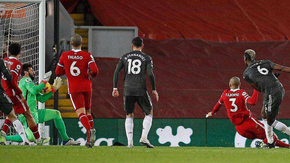 Paul Pogba scheitert bei der größten Chance des Spiels an Liverpool-Torhüter Allison