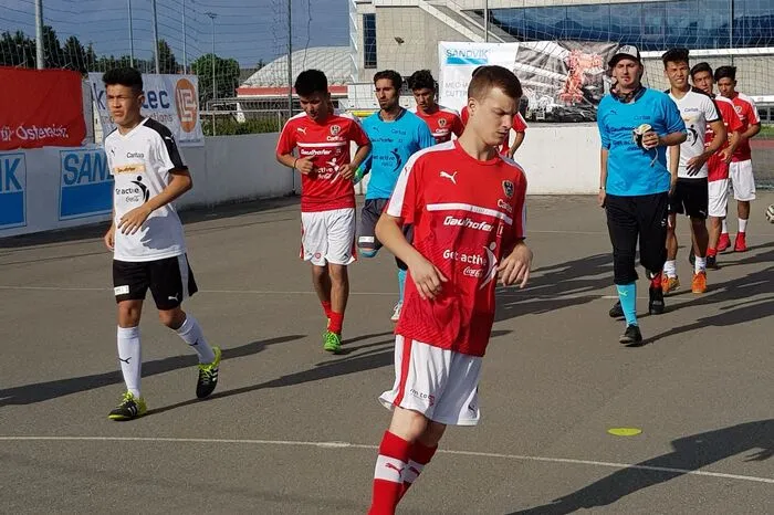 Einquartiert waren die talentierten Teamkicker, die von sozialen Einrichtungen in den Bundesländern Kärnten, Steiermark, Niederösterreich und Wien betreut werden, im Hubertushof.