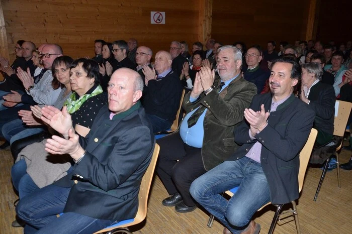 Zahlreiche Besucher lauschten den Klängen der musikalischen Truppe.