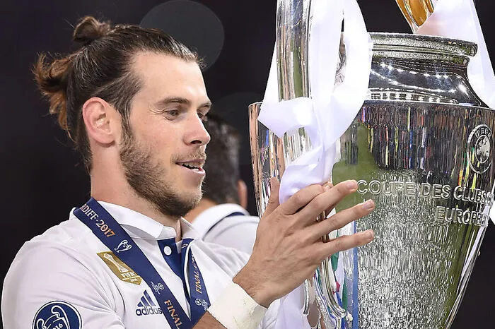 Gareth Bale (Real Madrid): "Diesen Titel in meiner Heimatstadt zu gewinnen, ist ein großartiges Gefühl. Wir haben Geschichte geschrieben und werden diesen Moment jetzt genießen."