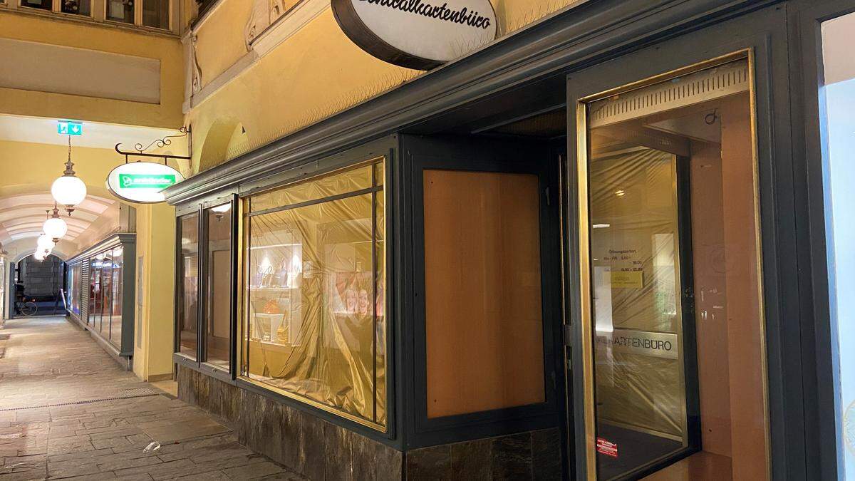 Das Zentralkartenbüro in der Altstadtpassage hat im Frühjahr 2022 nach 83 Jahren für immer zugesperrt