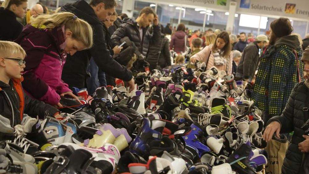 Zahlreiche Besucher werden heuer wieder bei den AK-Wintersportbörsen erwartet