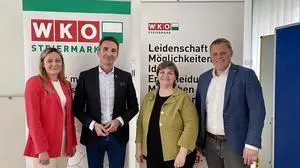 Das neue Führungsteam in der WKO Regionalstelle Südsteiermark: Claudia Brabec-Tappler, Regionalstellenobmann-Stv., Dietmar Schweiggl, Regionalstellenobmann, Margit Pratter-Demuth, Regionalstellenobmann-Stv. und Martin Heidinger, Regionalstellenleiter (v.l.)