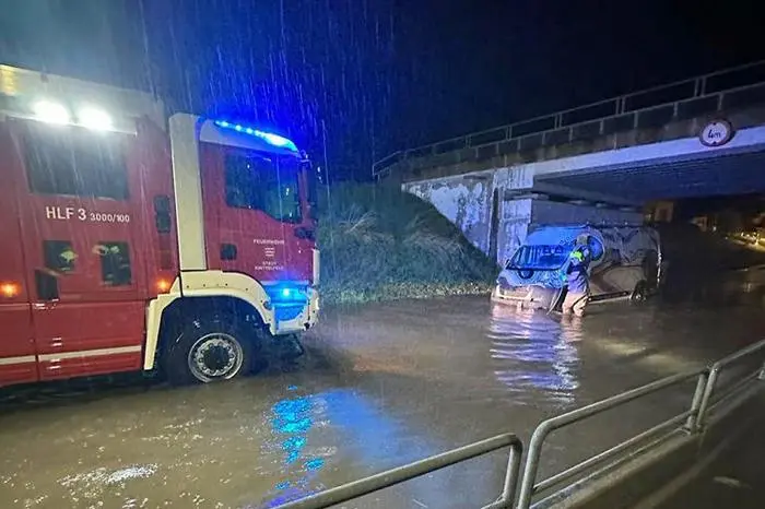 APA/FEUERWEHR APFELBERG/THOMAS ZEILER 