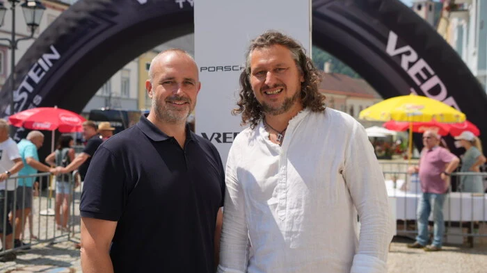 Organisator Christoph Pfeifhofer mit Tourismus-Chef Markus Ramsbacher