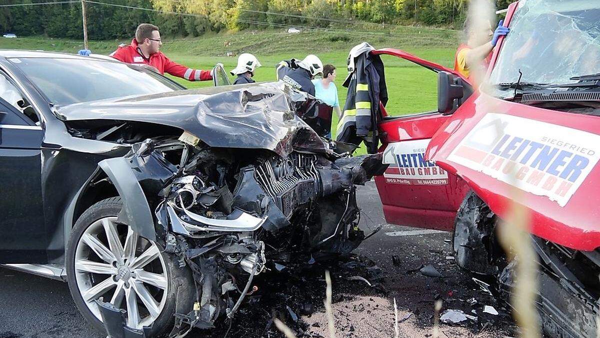 Am Auto dürfte wohl ein Totalschaden entstanden sein