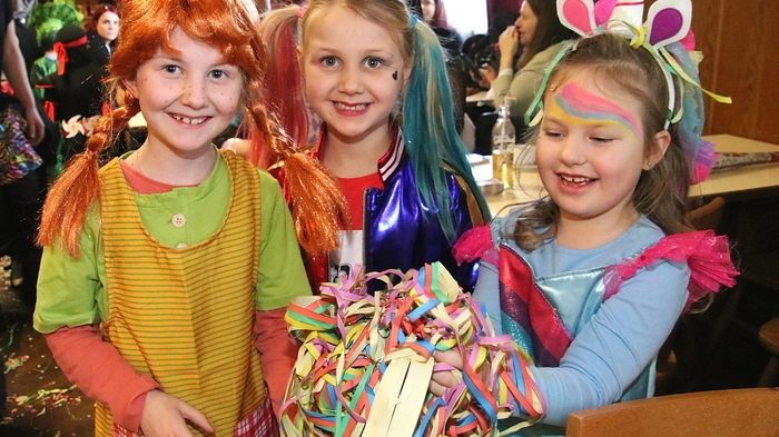 Beim Kinderfasching der FF Söding wurde zwar ein Eintritt kassiert, dafür bekamen die Kinder aber Krapfen und Getränke gratis.