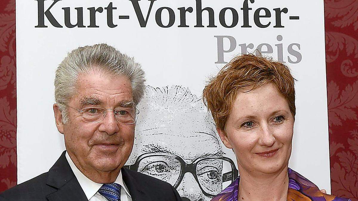 Vorhofer-Preisträgerin 2016 Barbara Toth mit Heinz Fischer