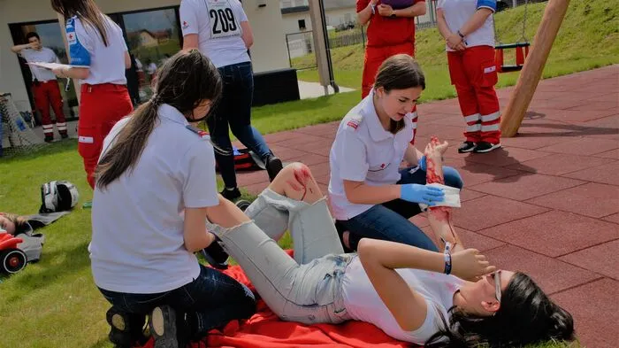 Am vergangenen Samstag fand in Pischelsdorf der Erste-Hilfe-Bezirksjugendbewerb statt.