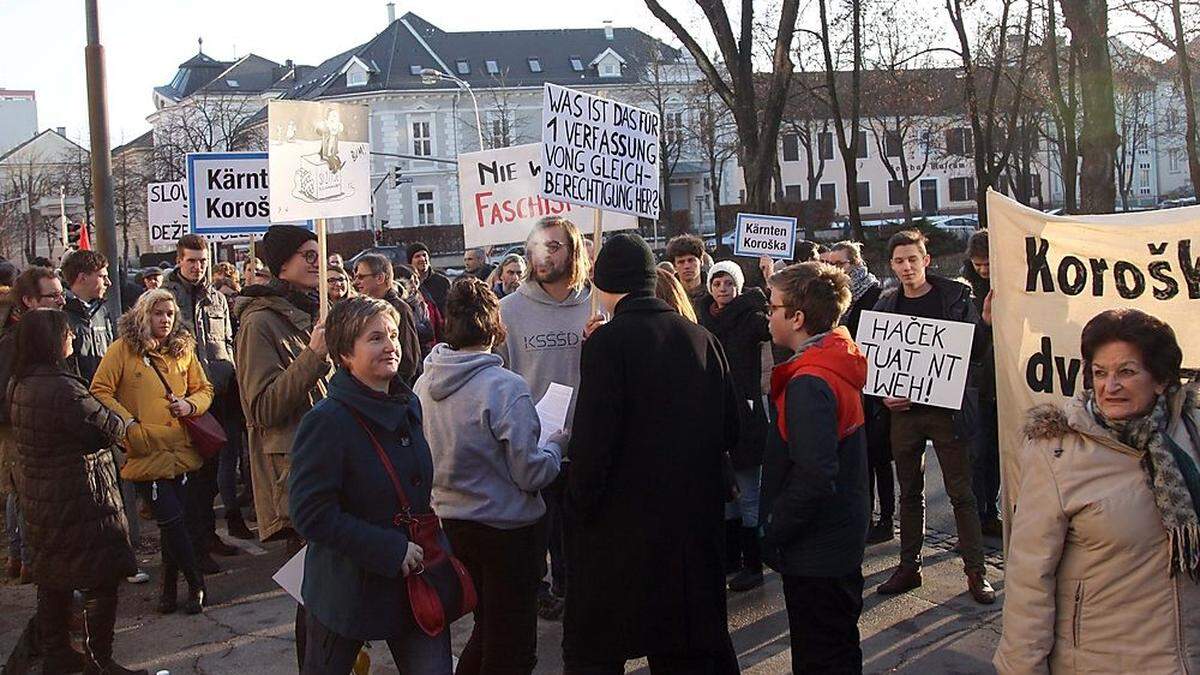 Der Landessprachen-Passus sorgte für Protest der slowenischen Jugend