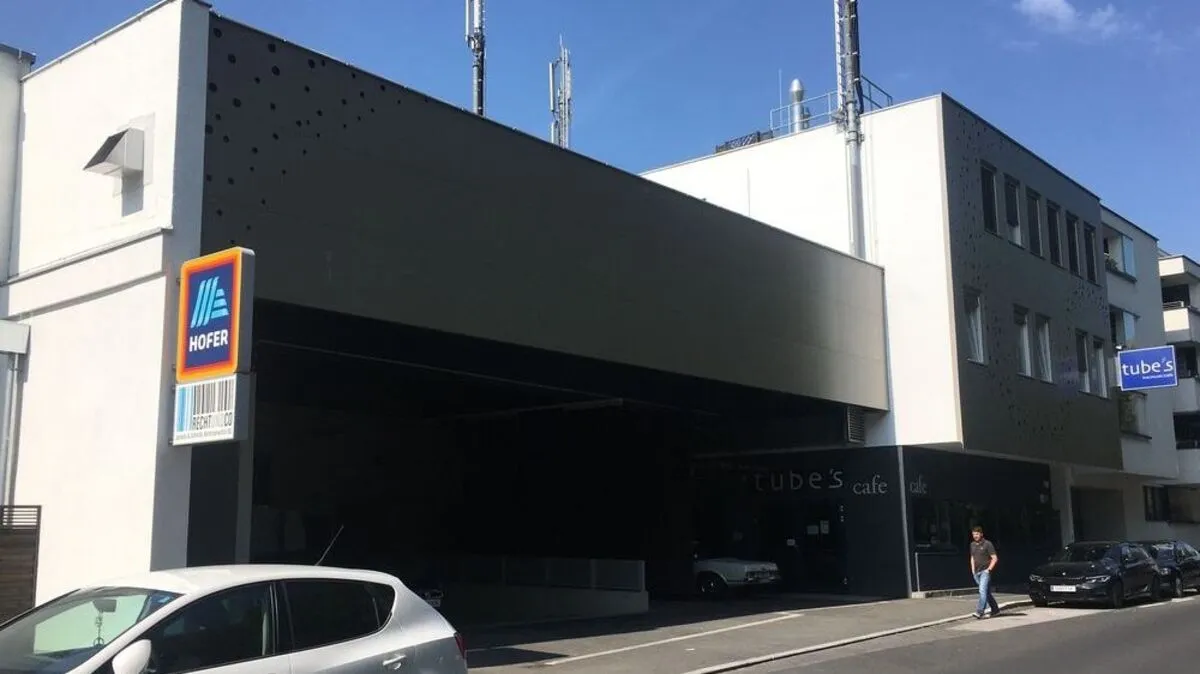 Die GMD wurde zum Hofer-Lager, das benachbarte "tube's" sperrt wieder auf