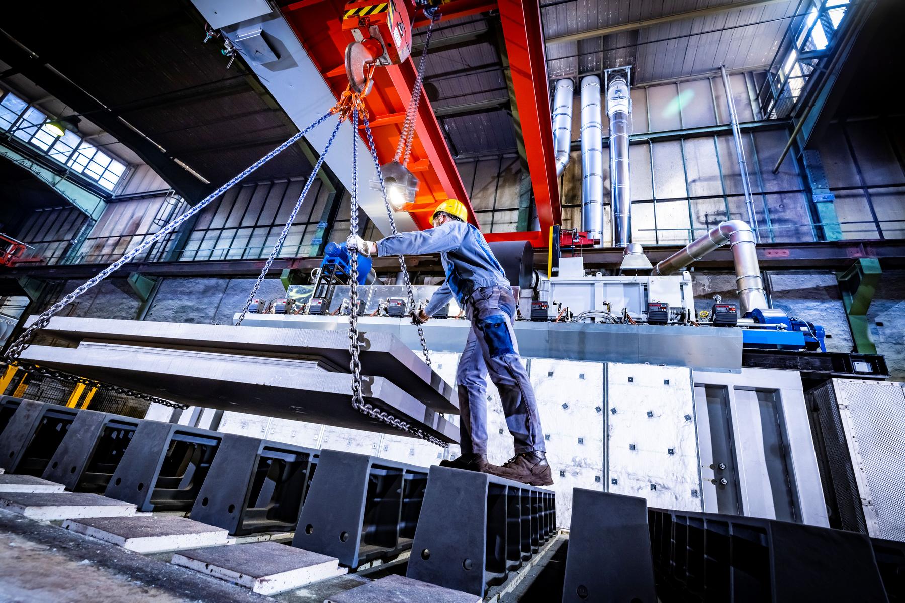 Werk Mürzzuschlag bleibt bestehen: Kindberg  und Mürzzuschlag: Voestalpine baut 340 Stellen ab 