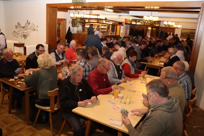 Genau 68 TeilnehmerInnen waren diesmal beim Jubiläums Preisschnapsen dabei.
