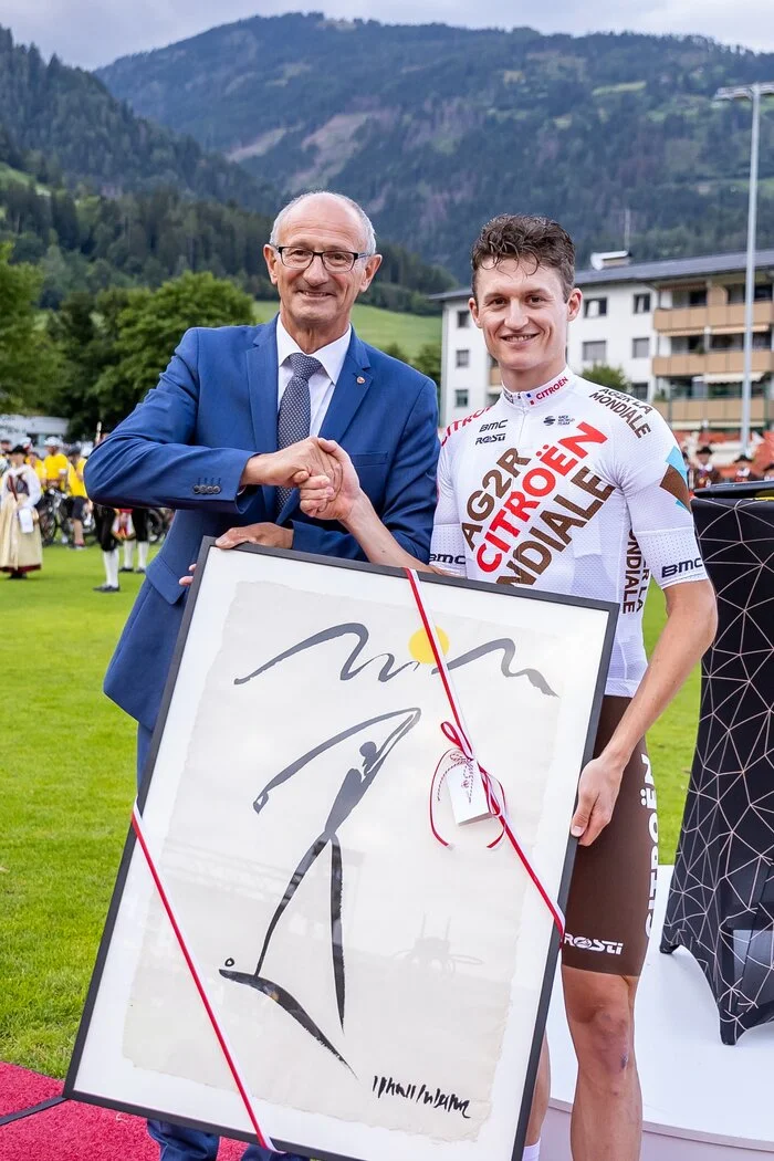 Auch beim Empfang für Felix Gall nach der Tour de France 2023 in Nußdorf-Debant war Landeshauptmann Anton Mattle dabei