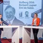 Richard Lugner (links) im Kleine Zeitung Salon; Karina Hartweger und Jochen Bendele moderierten