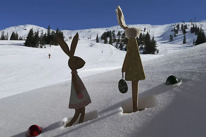 Mag schon sein, dass im Kalender Frühling steht – noch ist die Skisaison nicht vorbei. Auf Reiter- und Riesneralm dauert der Skigenuss sogar bis zum 11. April.