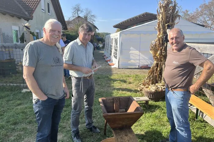 Ziel ist es, einen Begegnungsort für Jung und Alt zu errichten.