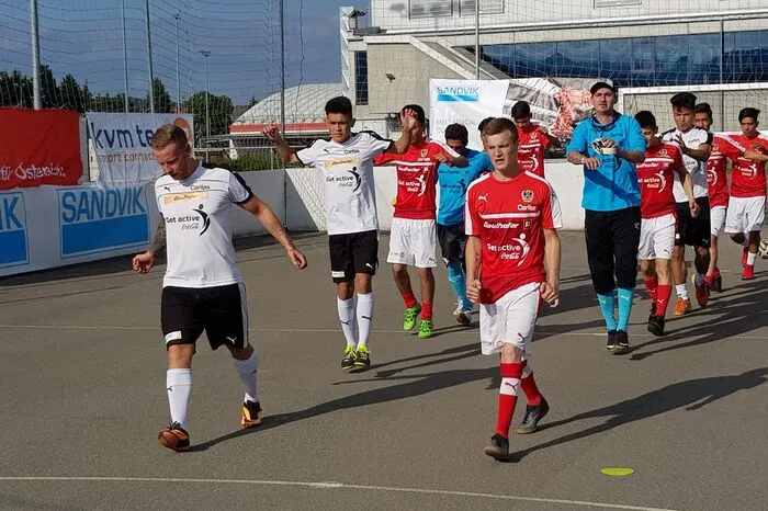 Im Sportzentrum wurde unter der Anleitung von Langzeit-Teamchef Gilbert Prilasnig viel geschwitzt.