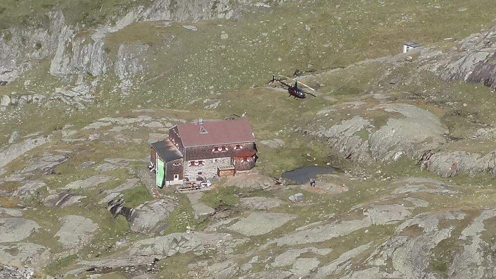Der Hubschrauber und die Elberfelder Hütte