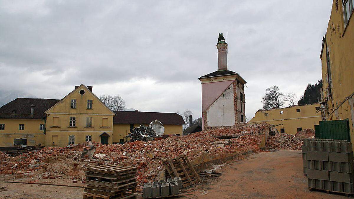 Die markanten historischen Bauteile bleiben erhalten und werden renoviert