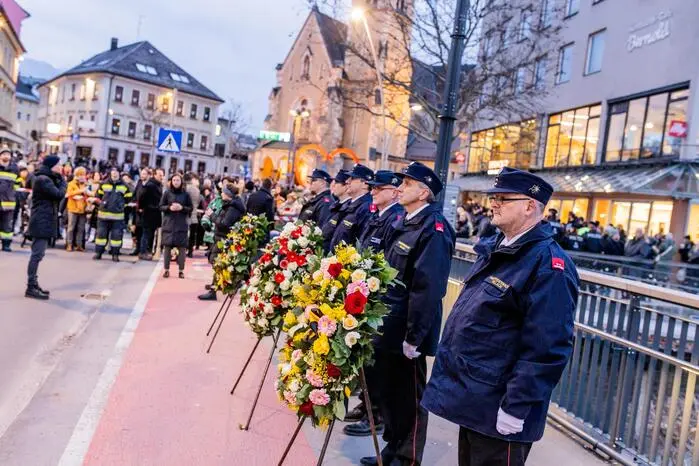 Die Kränze der Gedenkfeier