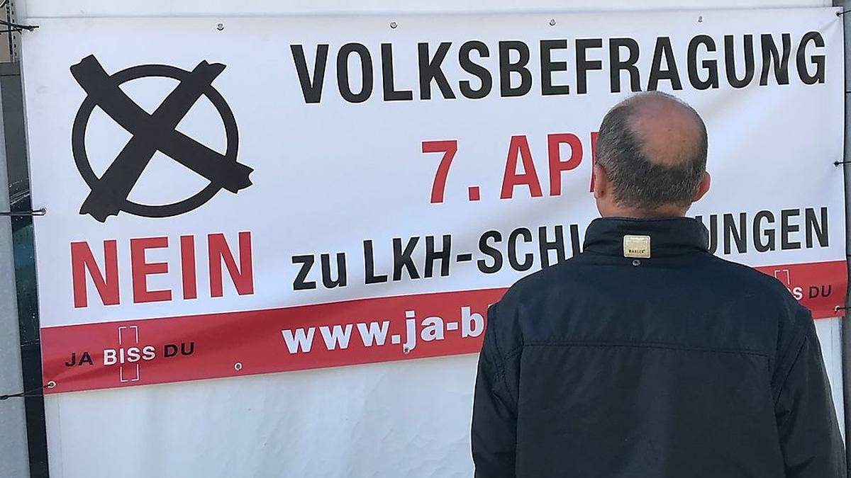 Plakat zur Volksbefragung am 7. April in Liezen 