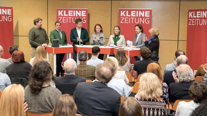 Claudia Gigler und Ernst Sittinger (Kleine Zeitung) moderierten