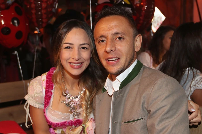 Rafinha nahm Carolina mit aufs Fest