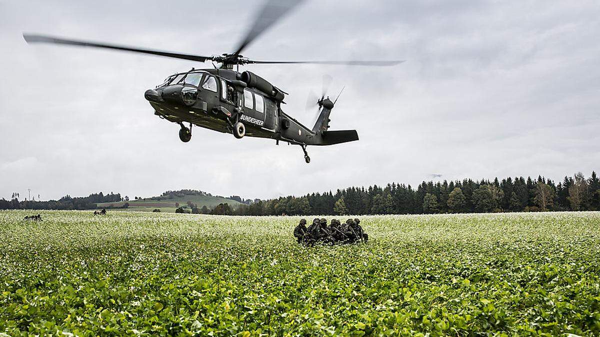 Auch sechs Helikopter werden zum Einsatz kommen 