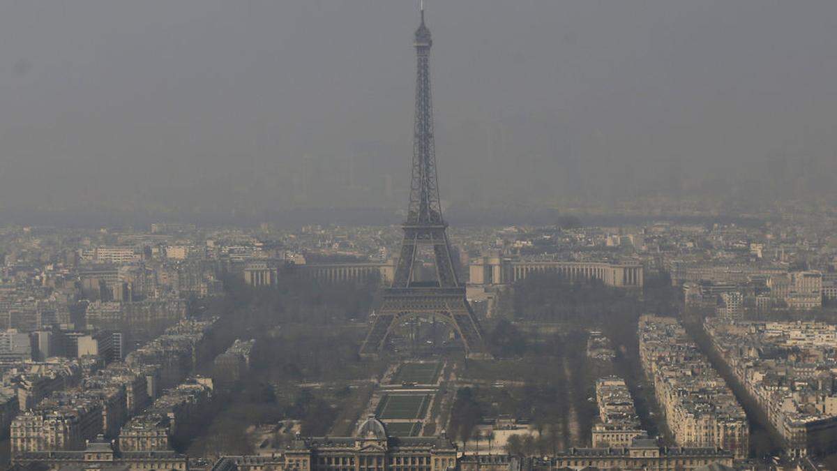 Smog über Paris