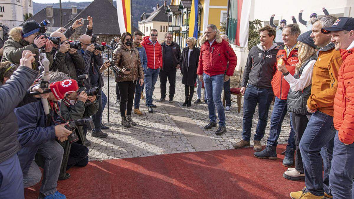 Für die Medien gab es gleich fünf Olympiasieger abzulichten. Mediale und politische Aufregung folgten der Anzeige durch den FPÖ-Gemeinderat